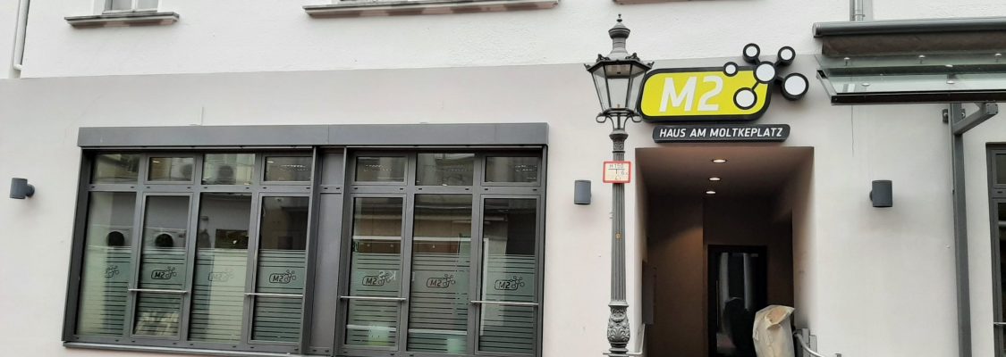 Bonn_Haupteingang Meeting